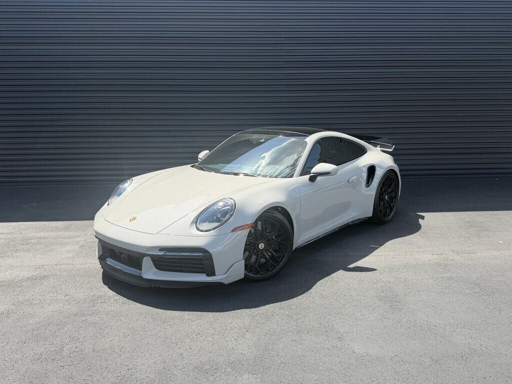 2022 PORSCHE 911