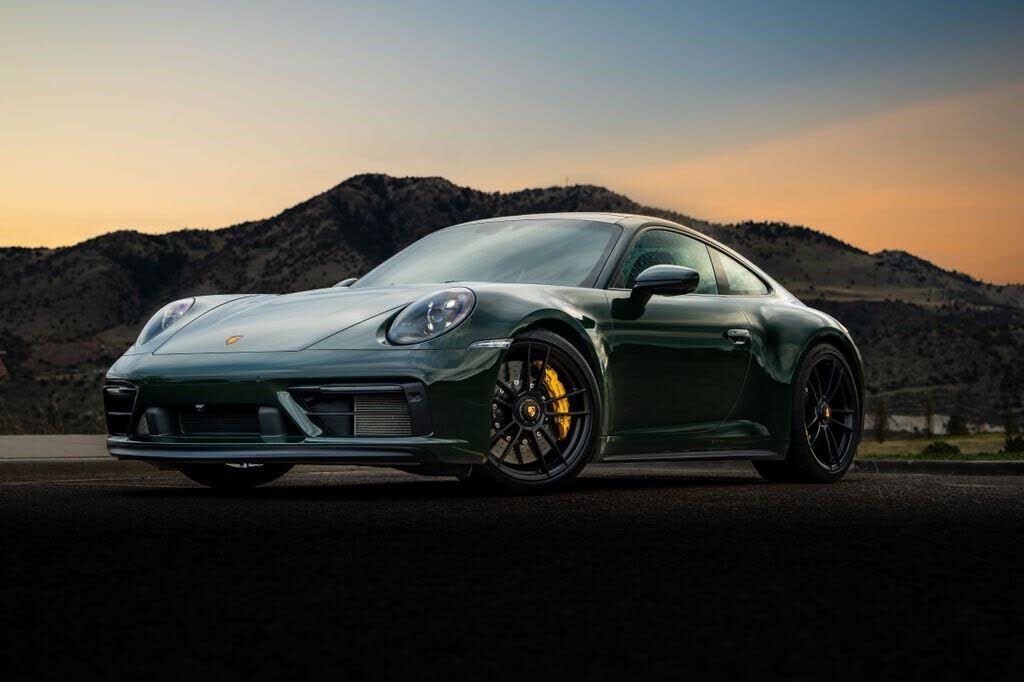 2024 PORSCHE 911