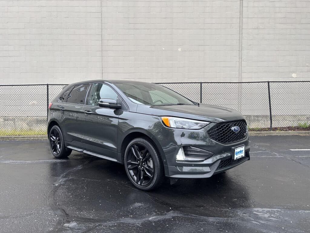 2022 FORD Edge