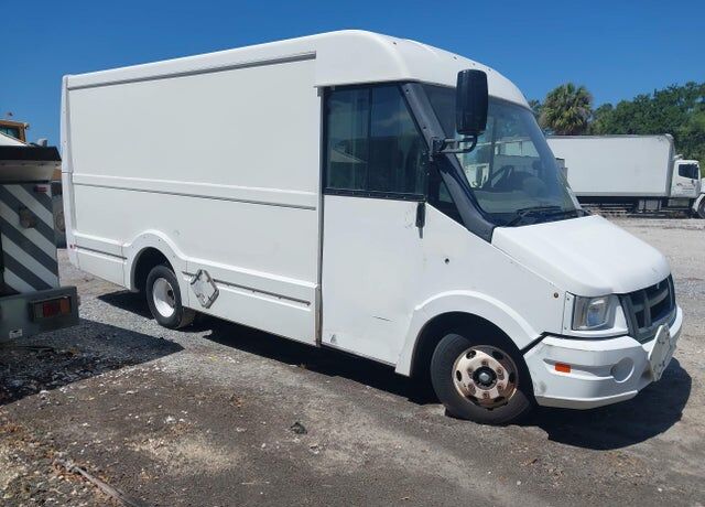 2013 ISUZU NPR/NPR-HD
