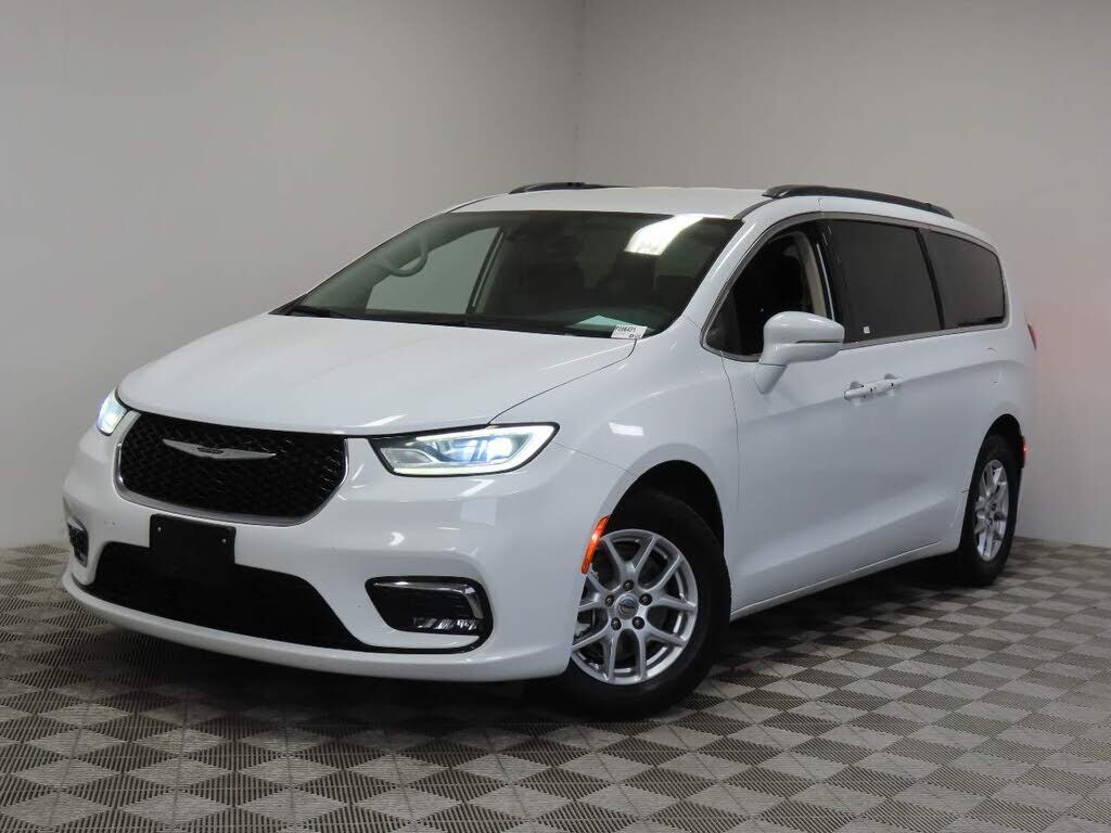 2022 CHRYSLER Pacifica