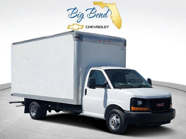 2016 GMC Savana