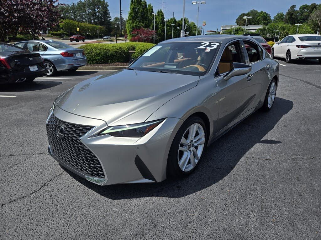 2023 LEXUS IS