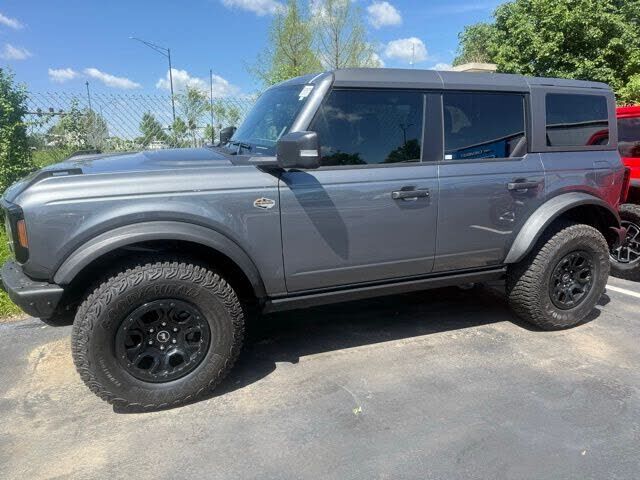 2024 FORD Bronco