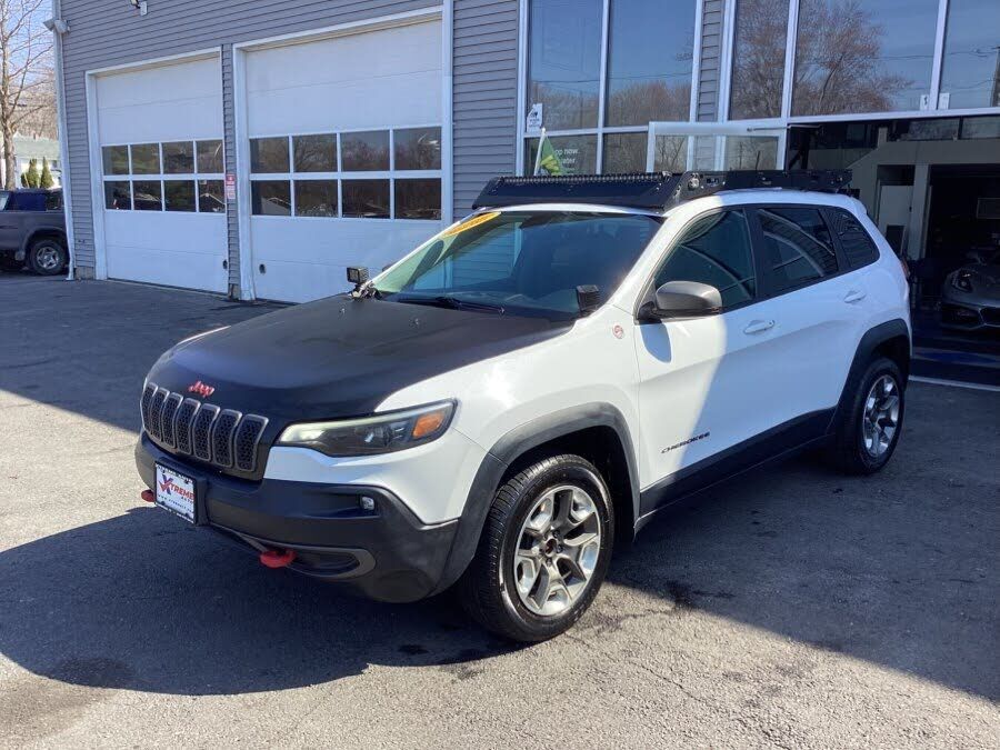 2019 JEEP Cherokee