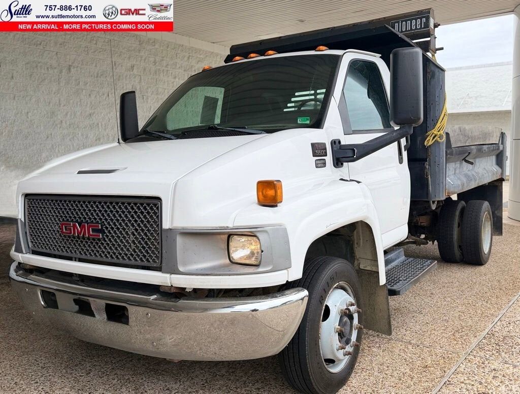 2004 GMC C5