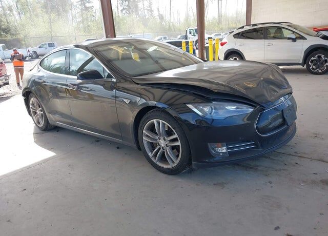 2013 TESLA Model S