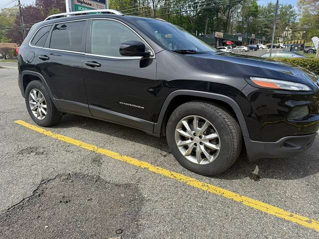 2018 JEEP Cherokee