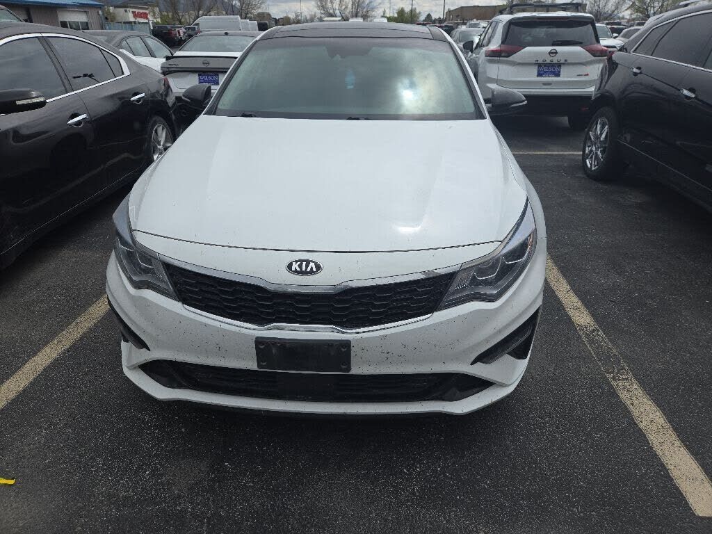 2019 KIA Optima