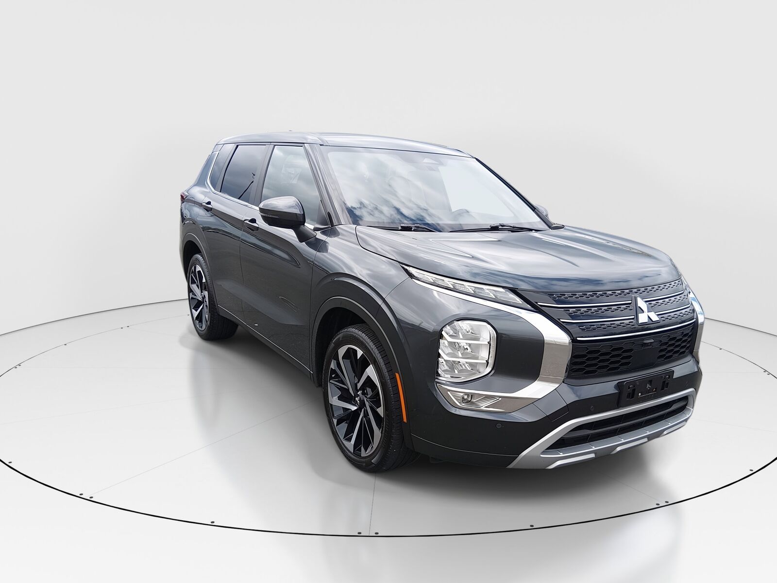 2024 MITSUBISHI Outlander