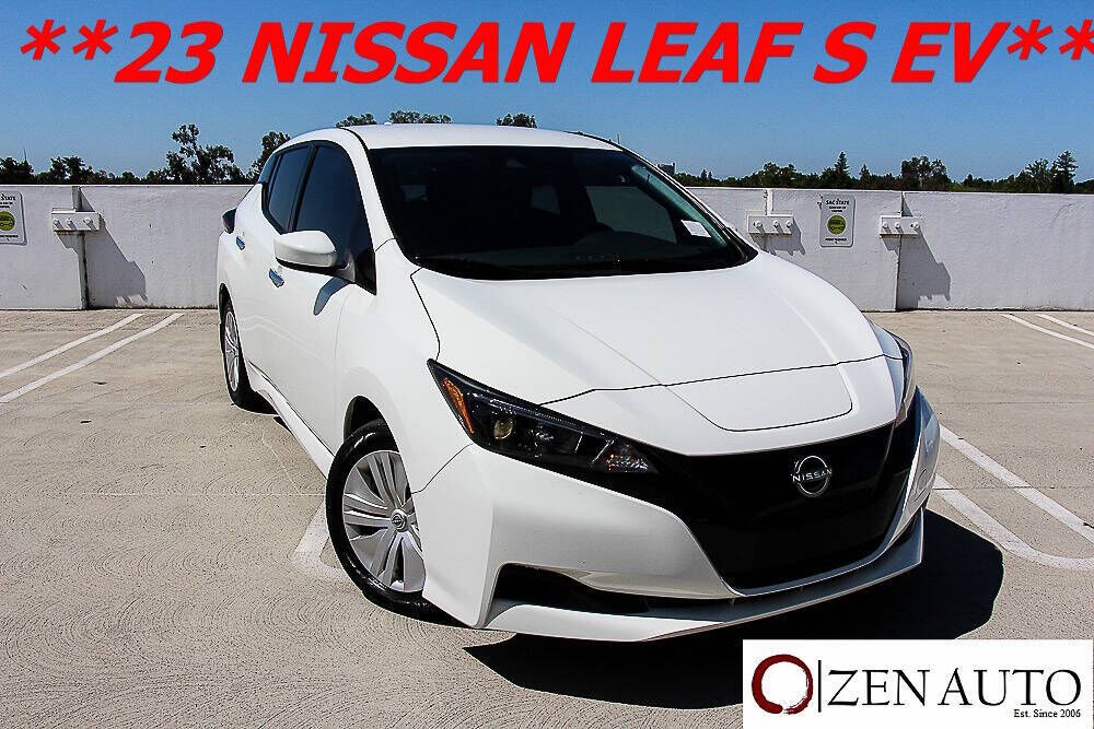 2023 NISSAN Leaf