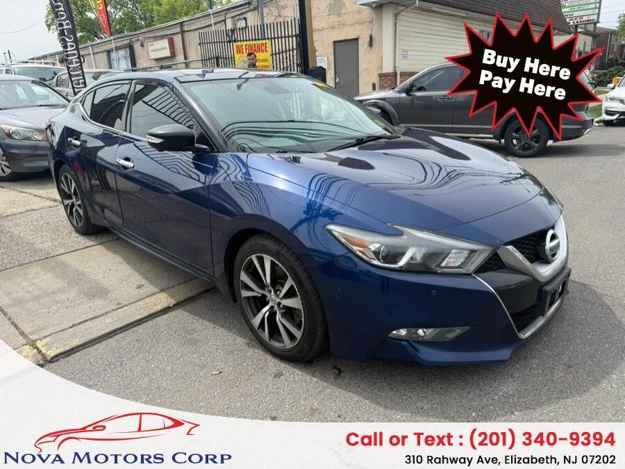 2017 NISSAN Maxima