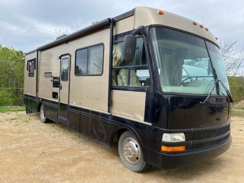 1999 FORD Motorhome Chassis