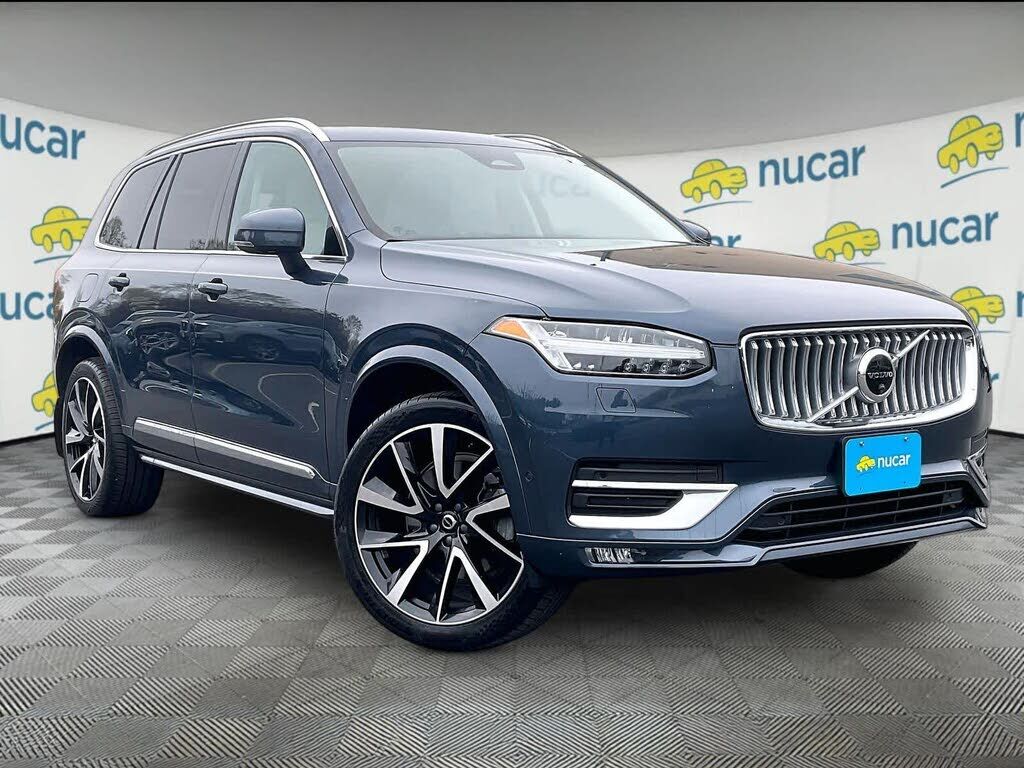 2023 VOLVO XC90