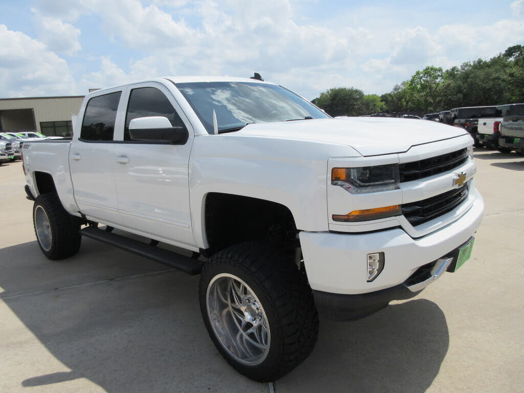 2017 CHEVROLET Silverado