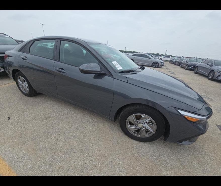 2025 HYUNDAI Elantra