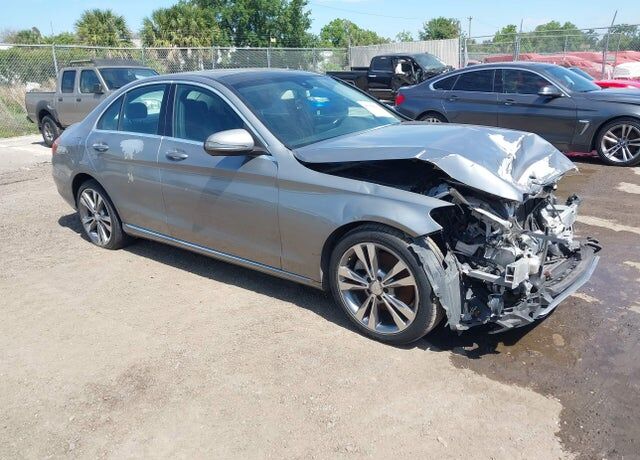 2016 MERCEDES-BENZ C-Class