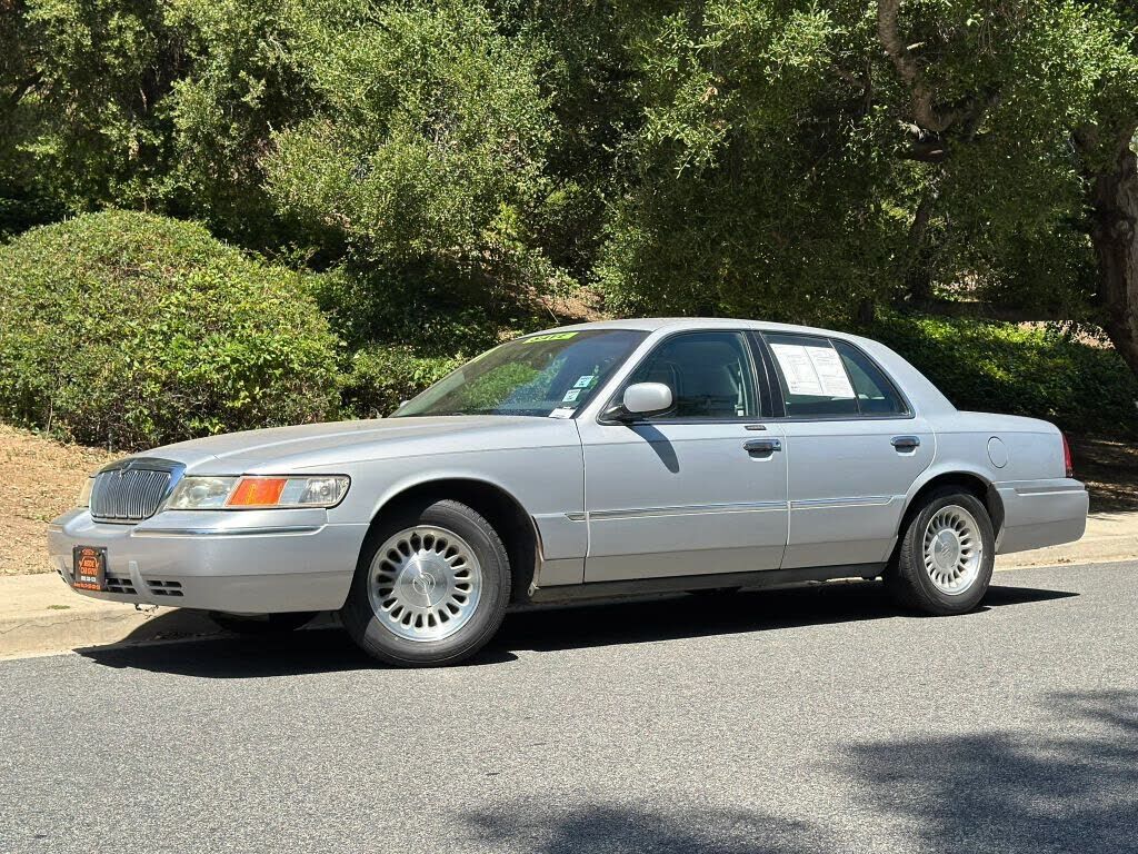2001 MERCURY Grand Marquis