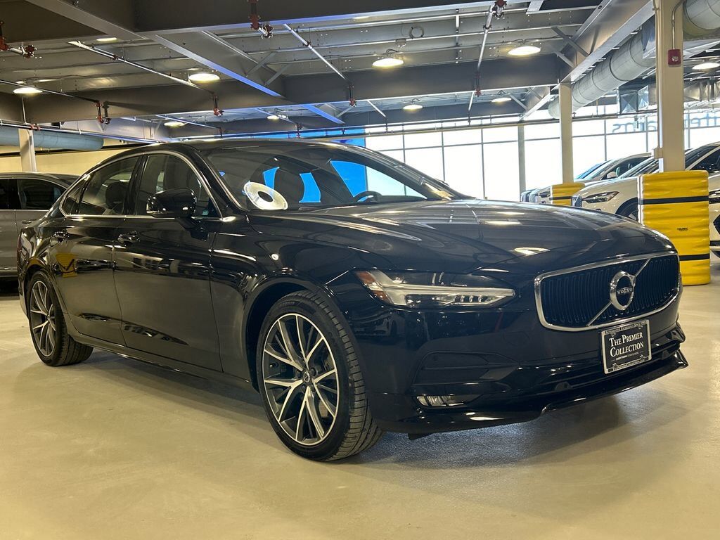 2020 VOLVO S90