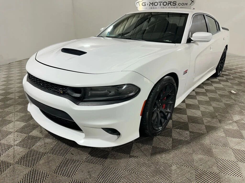 2019 DODGE Charger