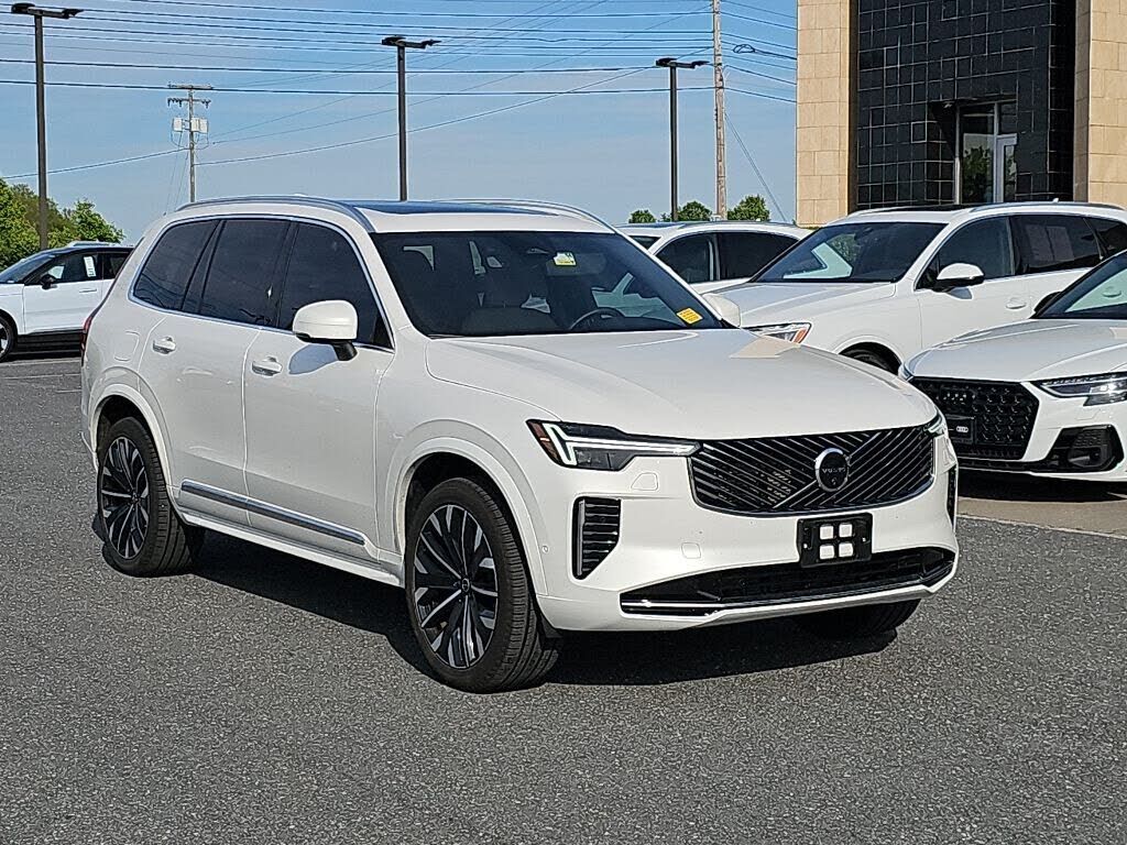 2026 VOLVO XC90
