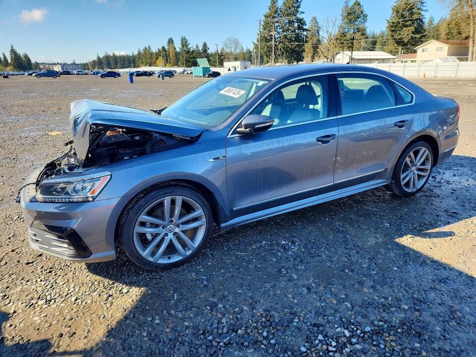 2017 VOLKSWAGEN Passat