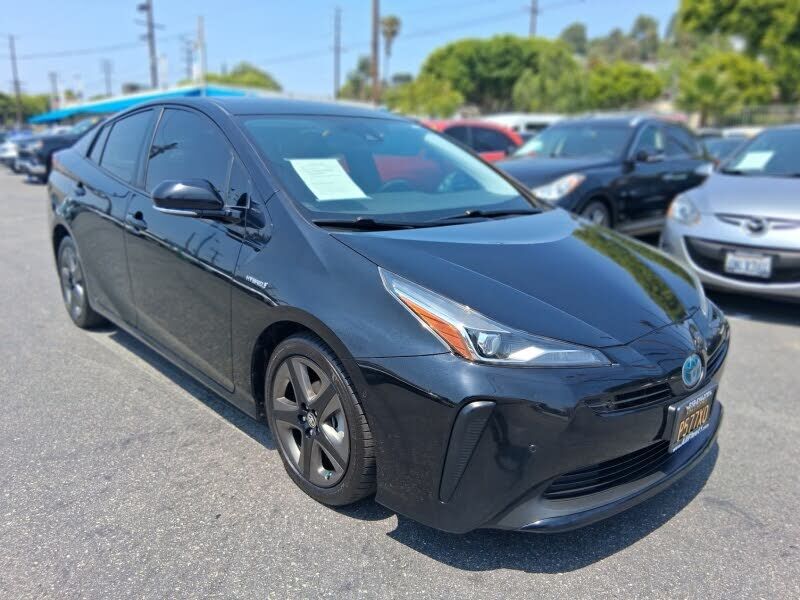 2019 TOYOTA PRIUS