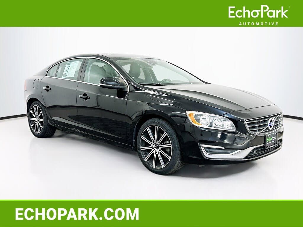 2017 VOLVO S60