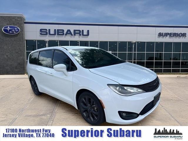 2019 CHRYSLER Pacifica