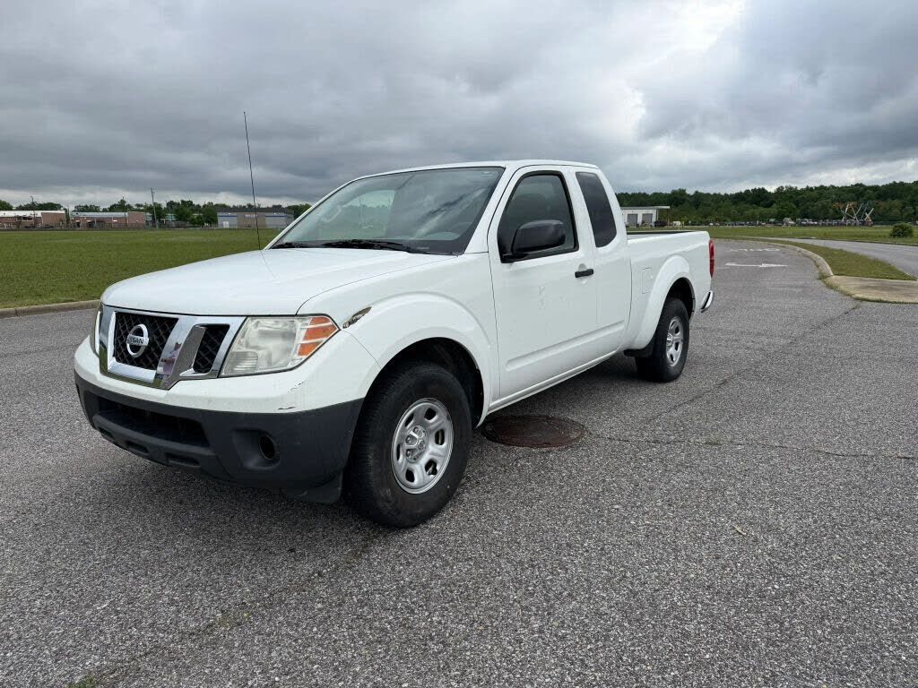 2015 NISSAN Frontier