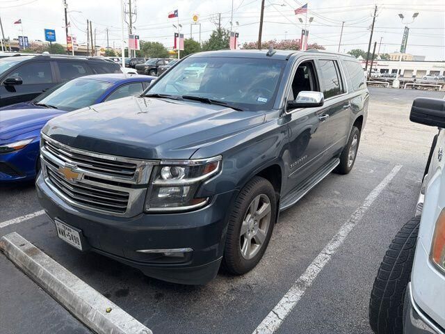 2020 CHEVROLET Suburban