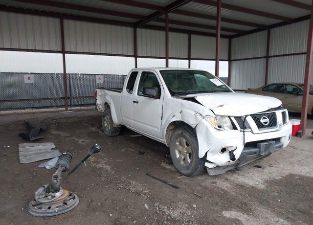 2012 NISSAN Frontier