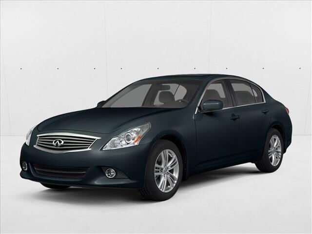 2013 INFINITI G37