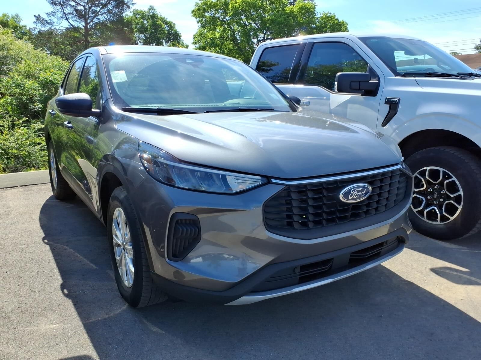 2024 FORD Escape