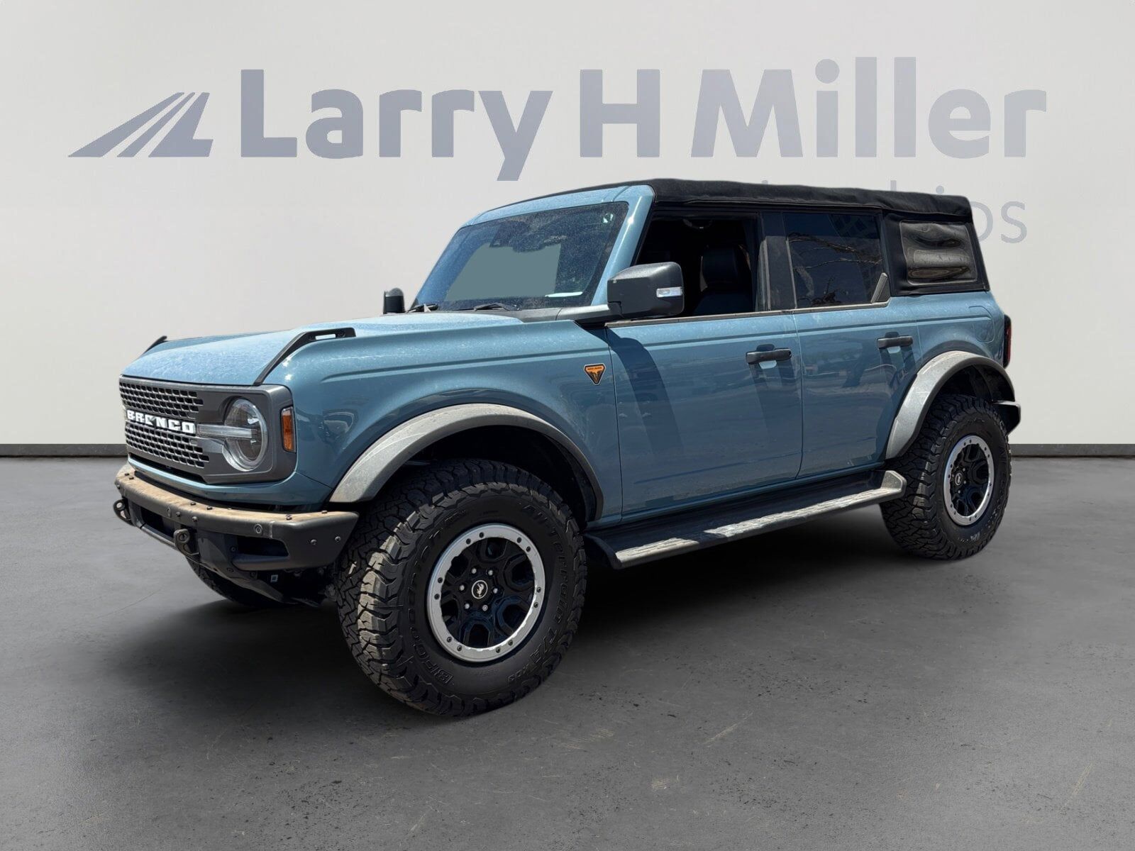 2021 FORD Bronco