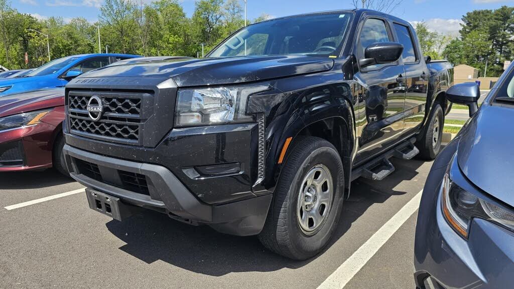 2022 NISSAN Frontier