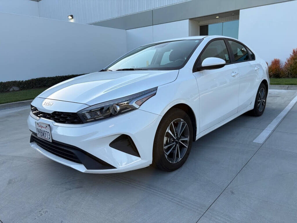 2023 KIA Forte