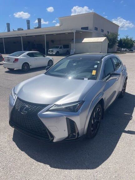 2023 LEXUS UX