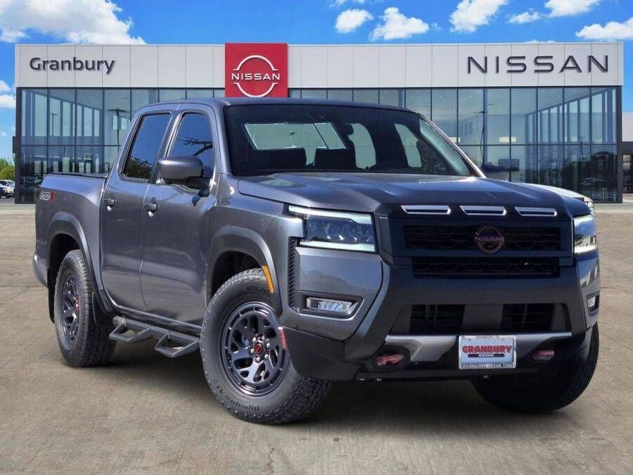 2026 NISSAN Frontier