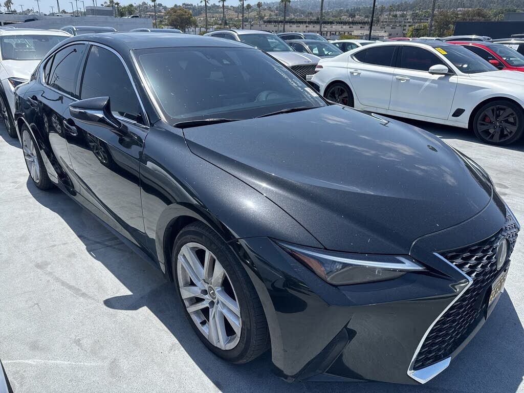 2024 LEXUS IS
