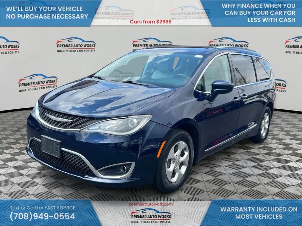 2017 CHRYSLER Pacifica