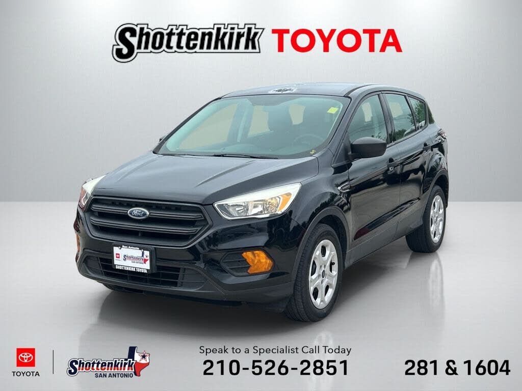2017 FORD Escape