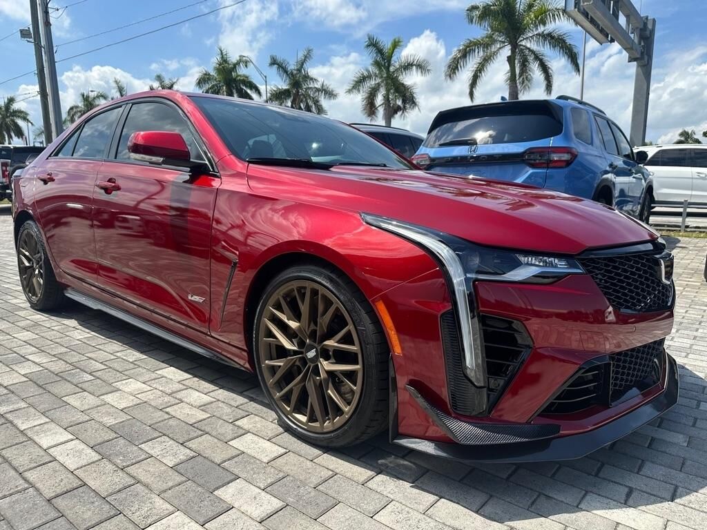 2022 CADILLAC CT4