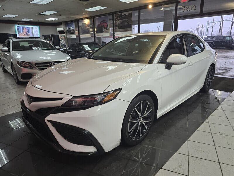 2023 TOYOTA Camry