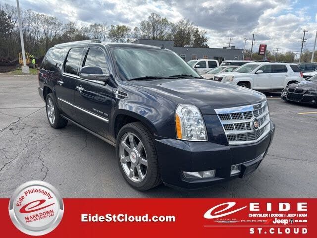 2013 CADILLAC Escalade