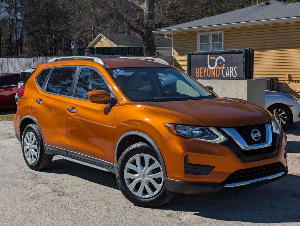 2017 NISSAN Rogue