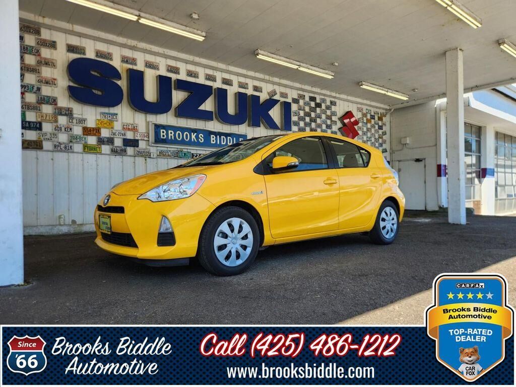 2014 TOYOTA Prius