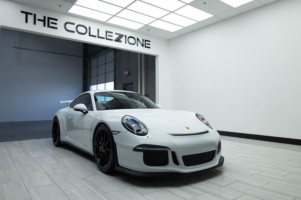 2016 PORSCHE 911