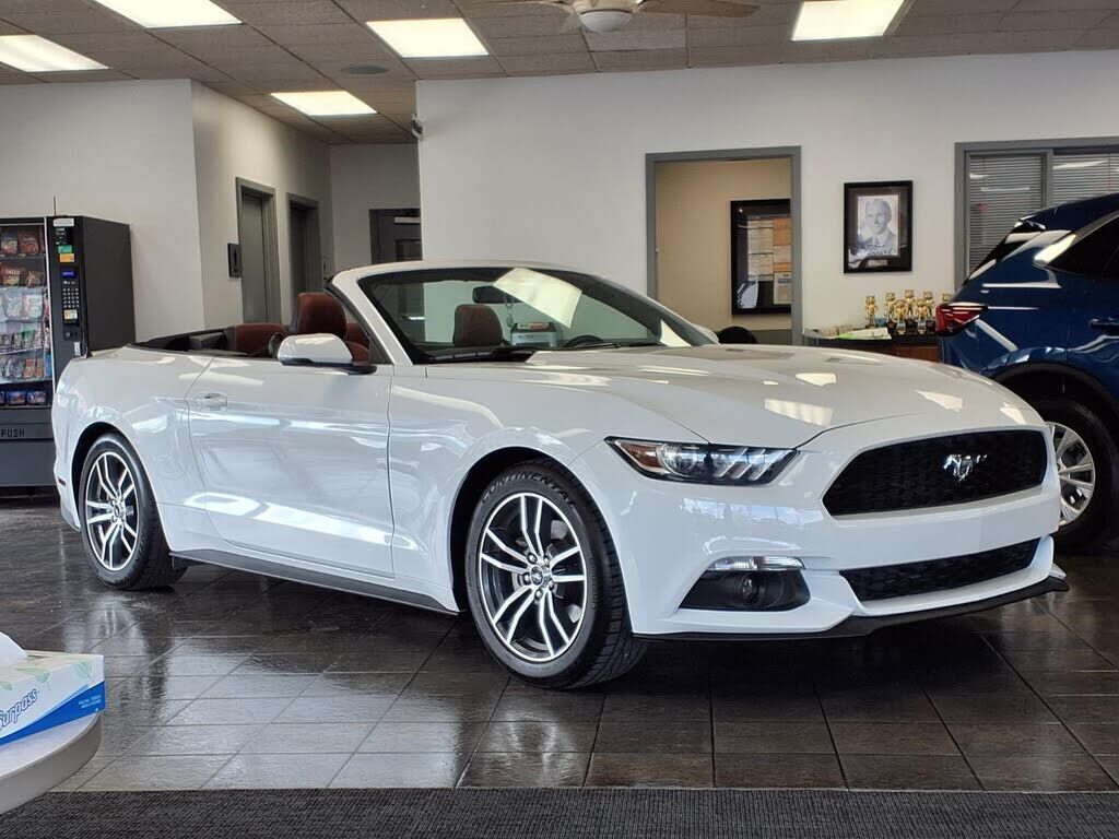 2015 FORD Mustang