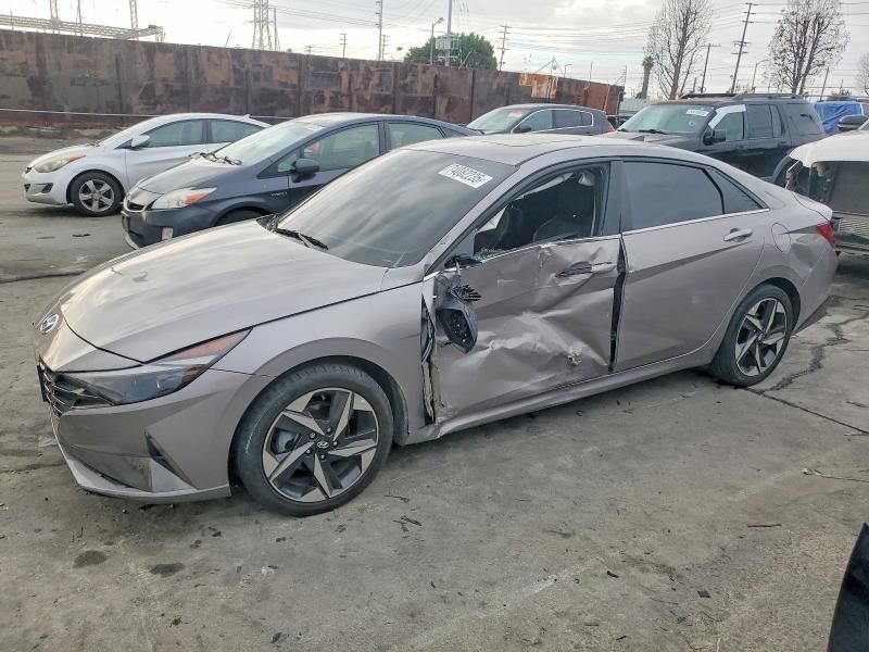 2023 HYUNDAI Elantra